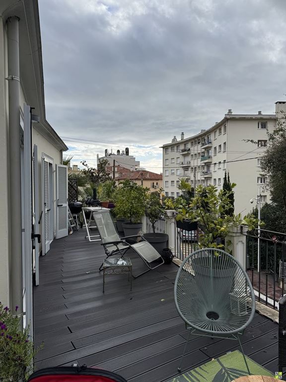 Appartement T3 CANNES (06400) CONNEXION CANNES
