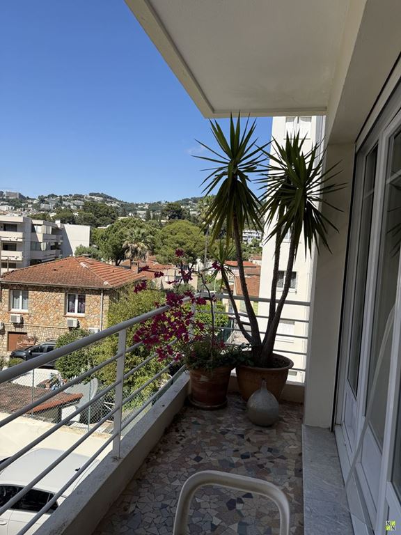 Appartement T3 LE CANNET (06110) CONNEXION CANNES