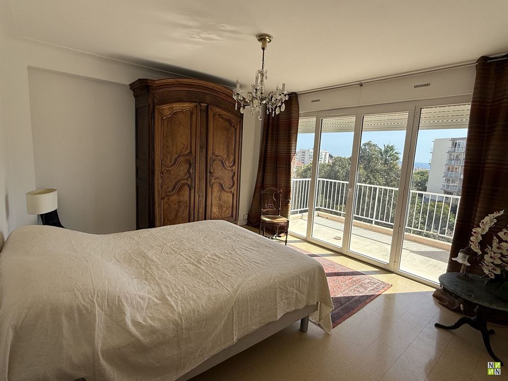 Appartement T3 CANNES (06400) CONNEXION CANNES